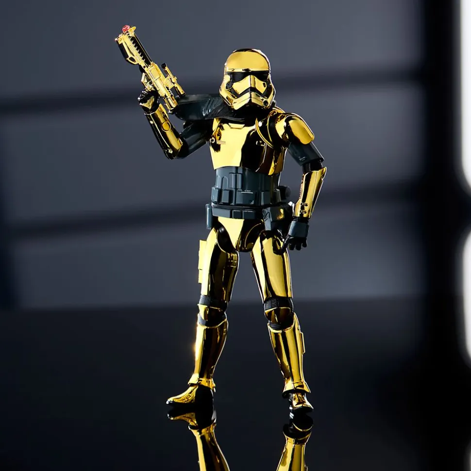 Commander Pyre Talking Action Figure – Star Wars: Galaxy's Edge