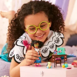 Mirabel Disney Once Upon a Story Mini Doll Playset – Encanto – 5''